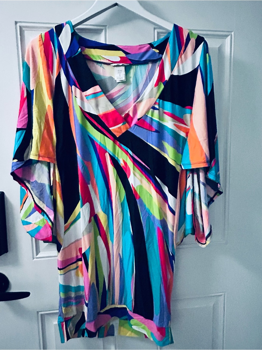 Trina Turk Multicolor Abstract V-Neck Blouse